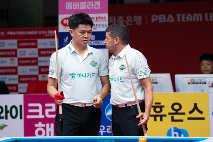 ‘팀리그 전통 강호’ 하나카드, ‘젊은 피’ 하림 PBA 팀리그 3R 최종전서 우승컵 두고 ‘진검승부’